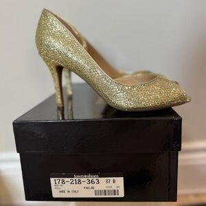 BNIB MARC FISHER Open Toe Gold Glitter Women's Heels (US 6.5)